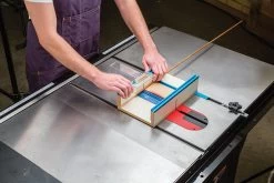 Rockler Table Saw Small Parts Sled - 12" X 15-1/2" X 3-1/2" -Household Tool Store ENINSWNM2 1