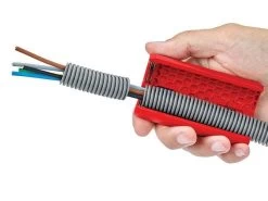 Knipex TwistCut Corrugated Pipe Cutter 13-32mm 11 Knipex TwistCut Corrugated Pipe Cutter 13-32mm -Household Tool Store KPX902201 F