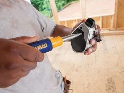 IRWIN® STRAIT-LINE® 6x Chalk Reel 30m (100ft) -Household Tool Store STL10507681 INUSE1